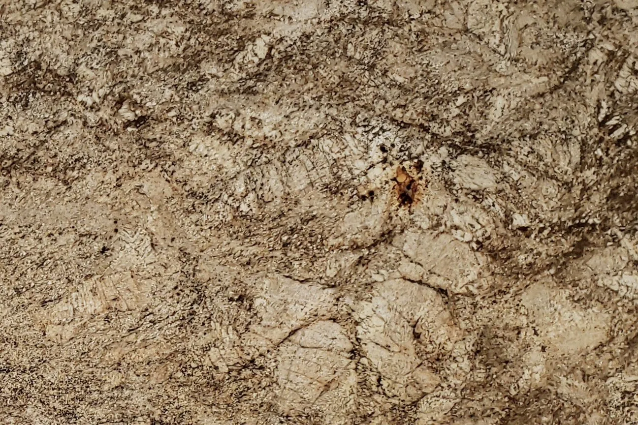 Type : Granite