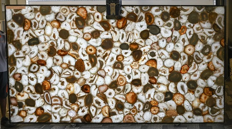 precious-stone-agate-natural